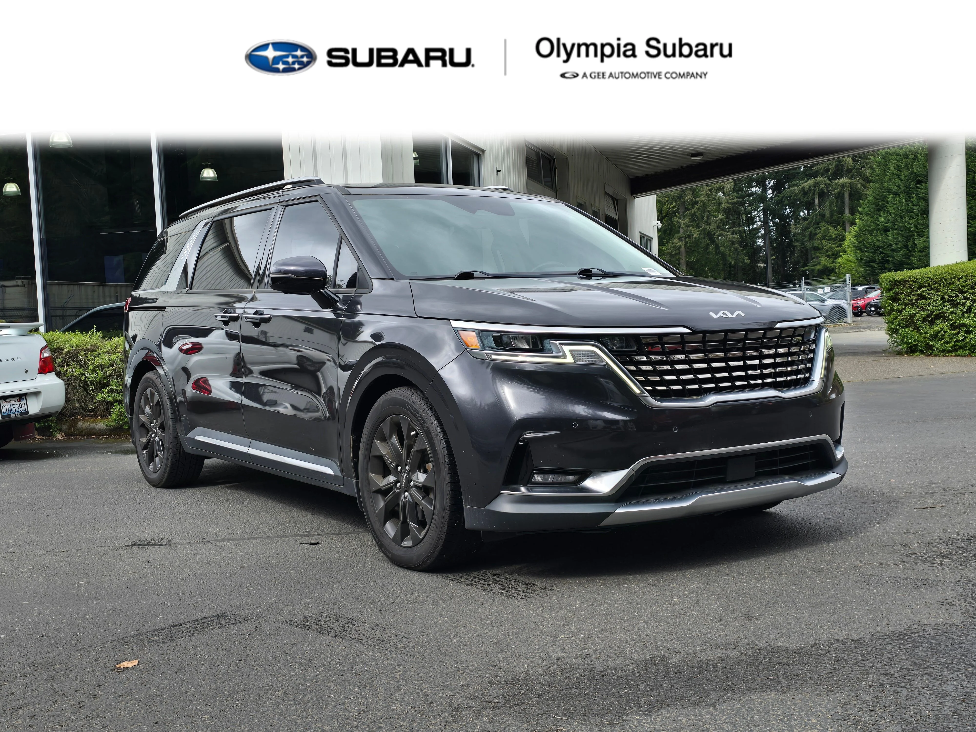 2022 Kia Sedona SX's photo