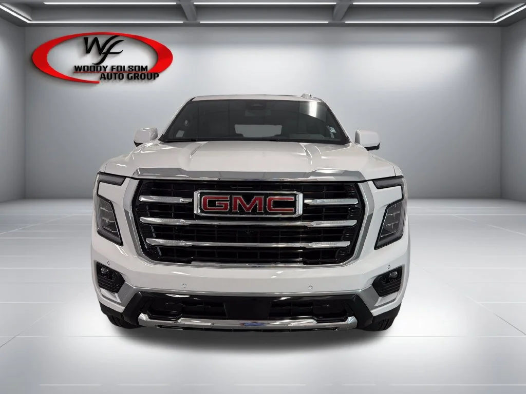 New 2026 Summit White GMC Elevation image 2