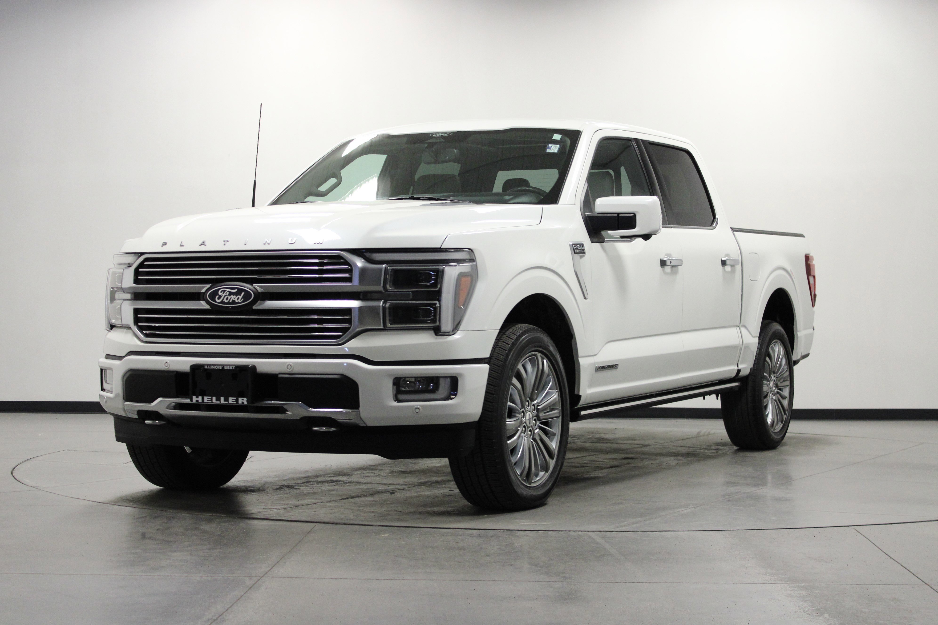Used 2024 Star White Metallic Tri-Coat Ford Platinum image 8