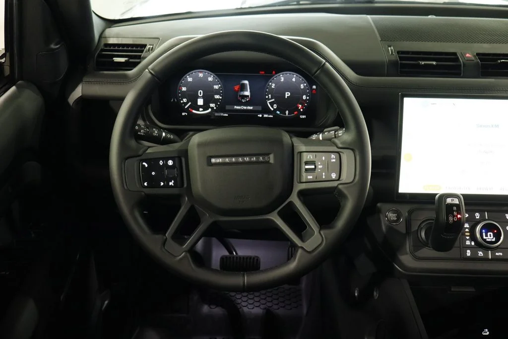 New 2026 Carpathian Grey Land Rover X-Dynamic SE image 16