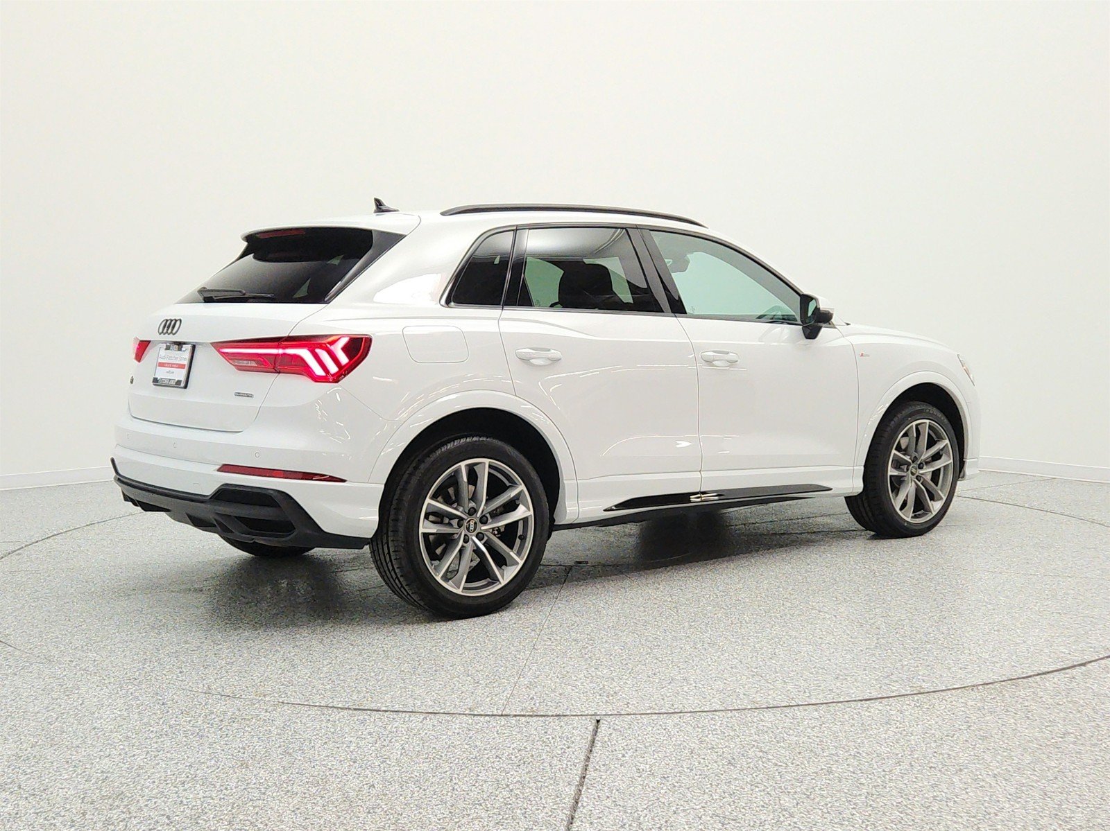 Used 2023 Glacier White Metallic Audi S line Premium Plus image 5