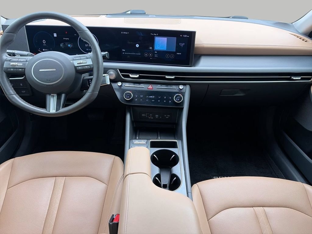 Used 2025 White Hyundai Limited image 9
