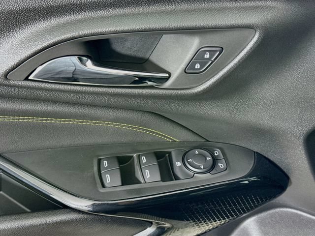New 2026 Mosaic Black Metallic Chevrolet ACTIV image 19