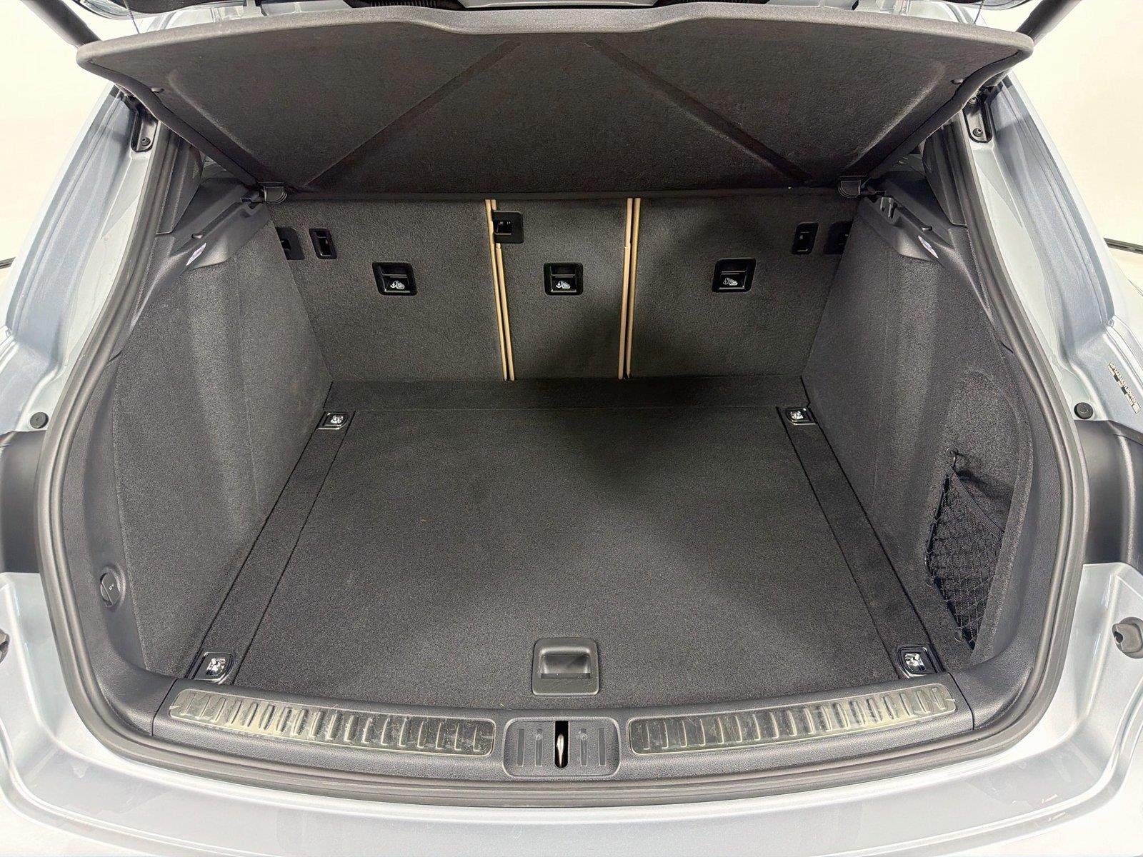 Used 2026 Dolomite Silver Metallic Porsche  image 25