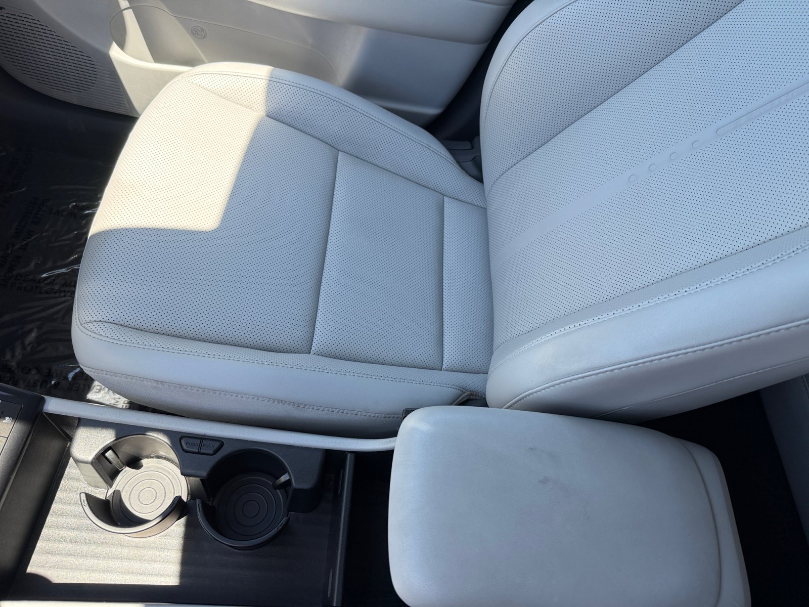Used 2024 Cyber Gray Metallic Hyundai Limited image 14
