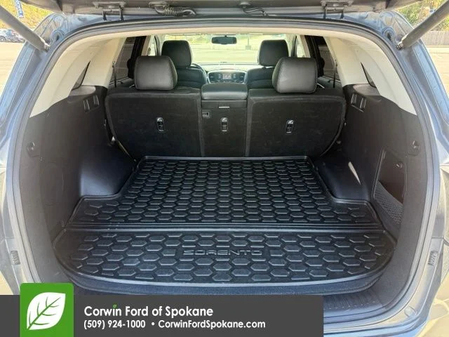 Used 2016 Platinum Graphite Kia EX image 20