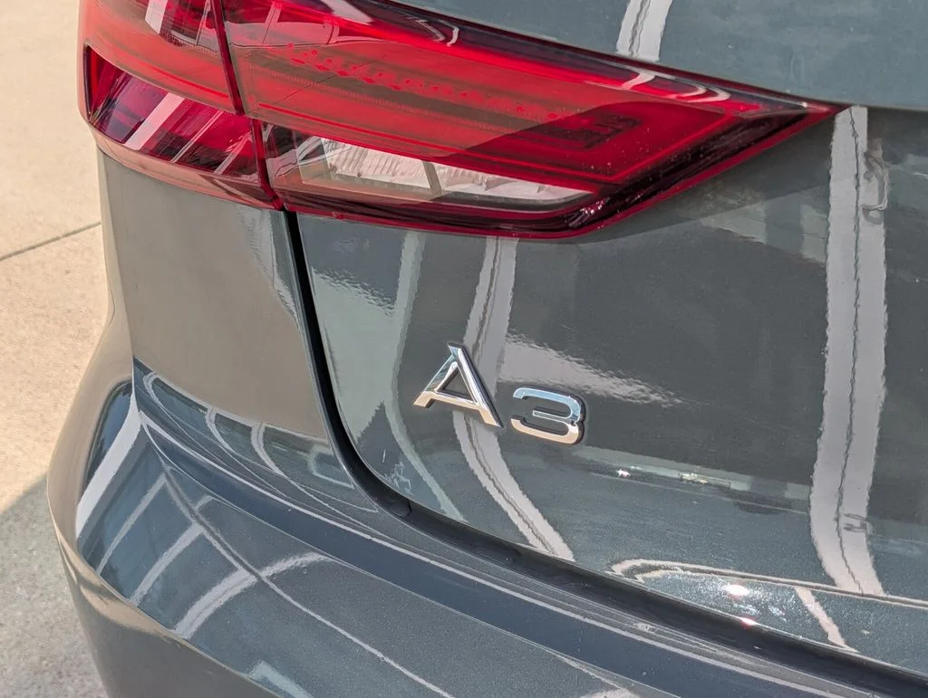 Used 2018 Gray Audi 2.0T Premium image 5