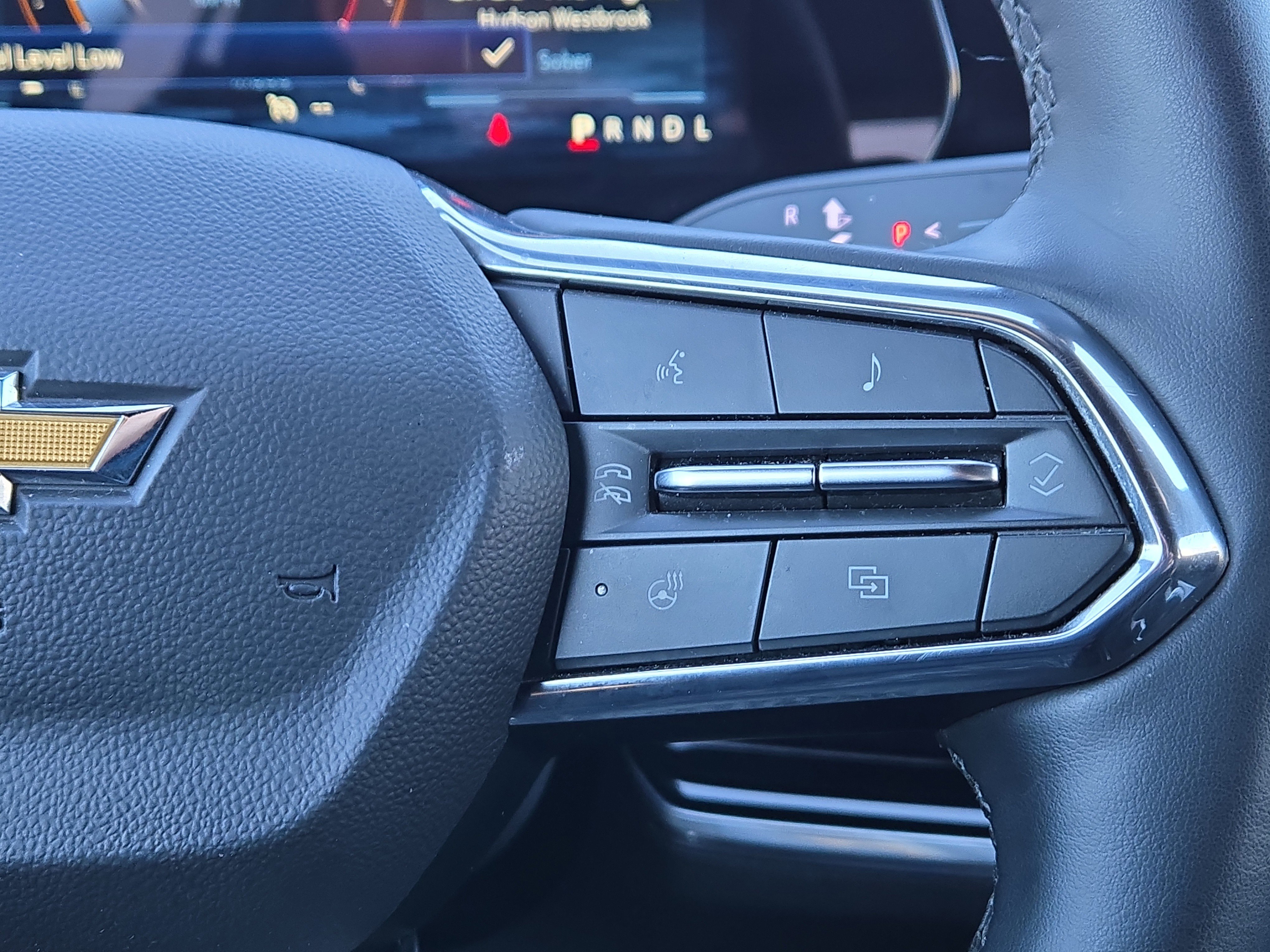 2025 Chevrolet Equinox LT - Photo 22