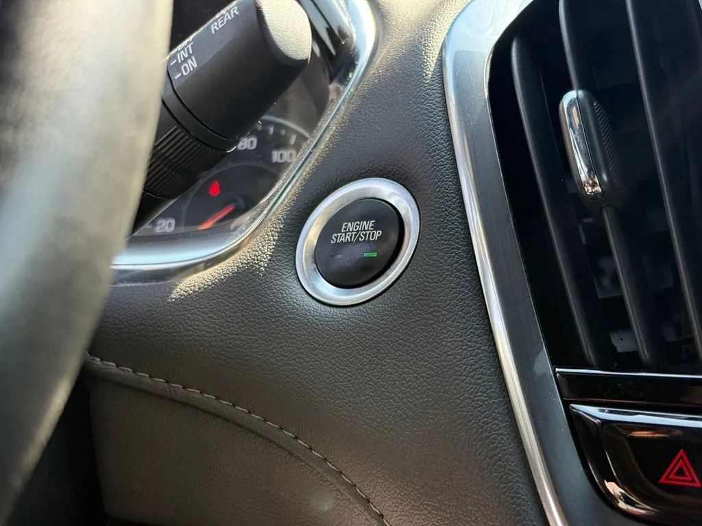 Used 2023 Sterling Gray Metallic Chevrolet LT Cloth image 27