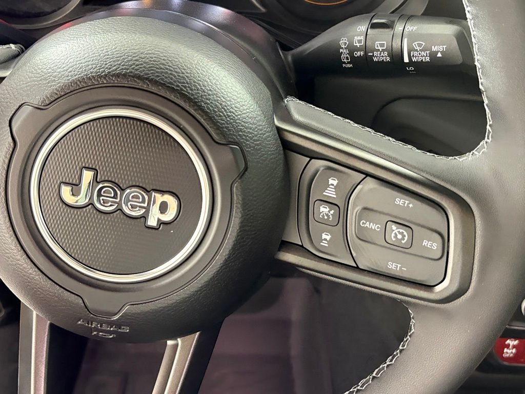 New 2026 Goldilocks Exterior Paint Jeep Rubicon X image 34