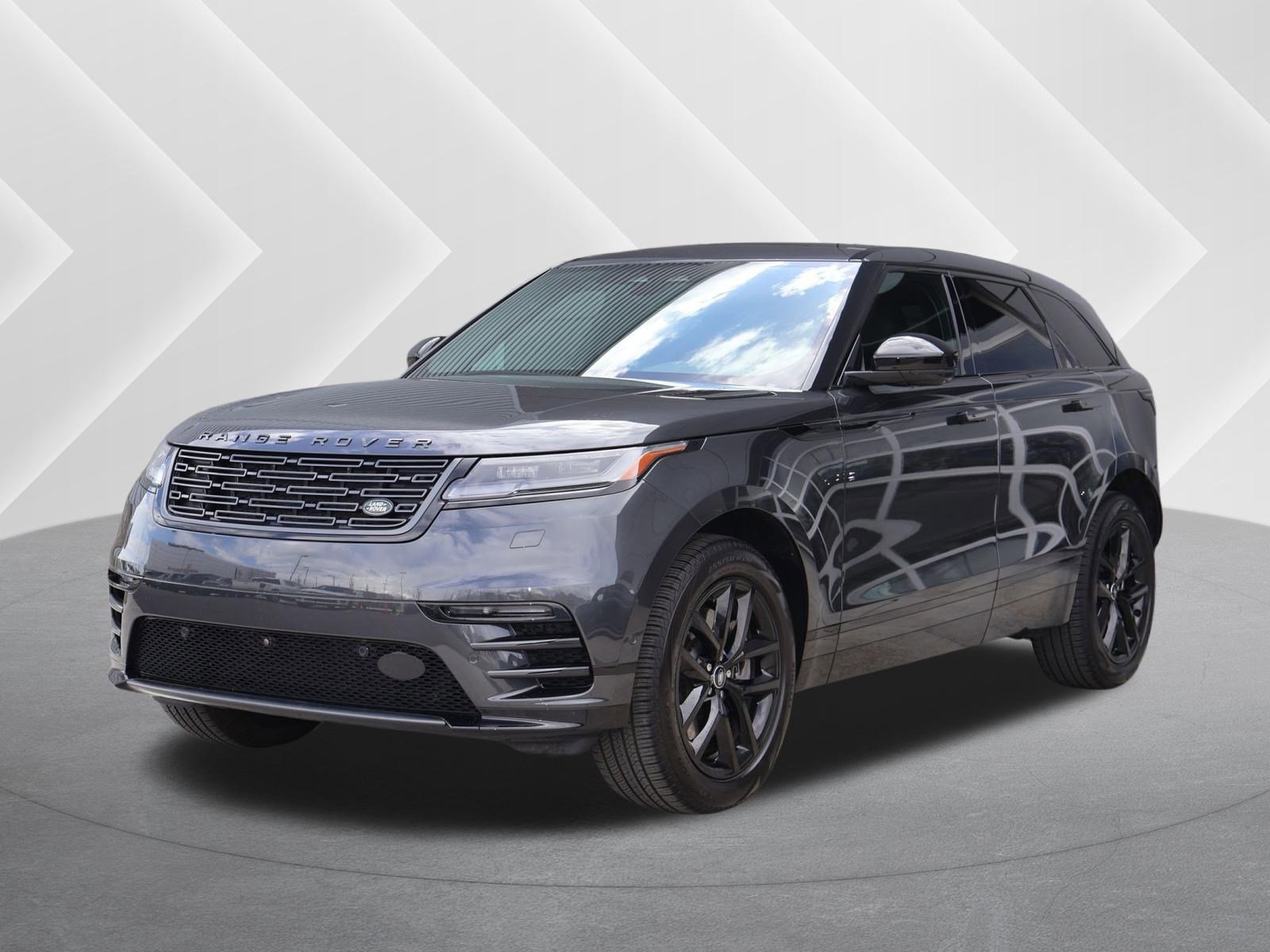 2026 Land Rover Range Rover Velar P250 Dynamic SE's photo