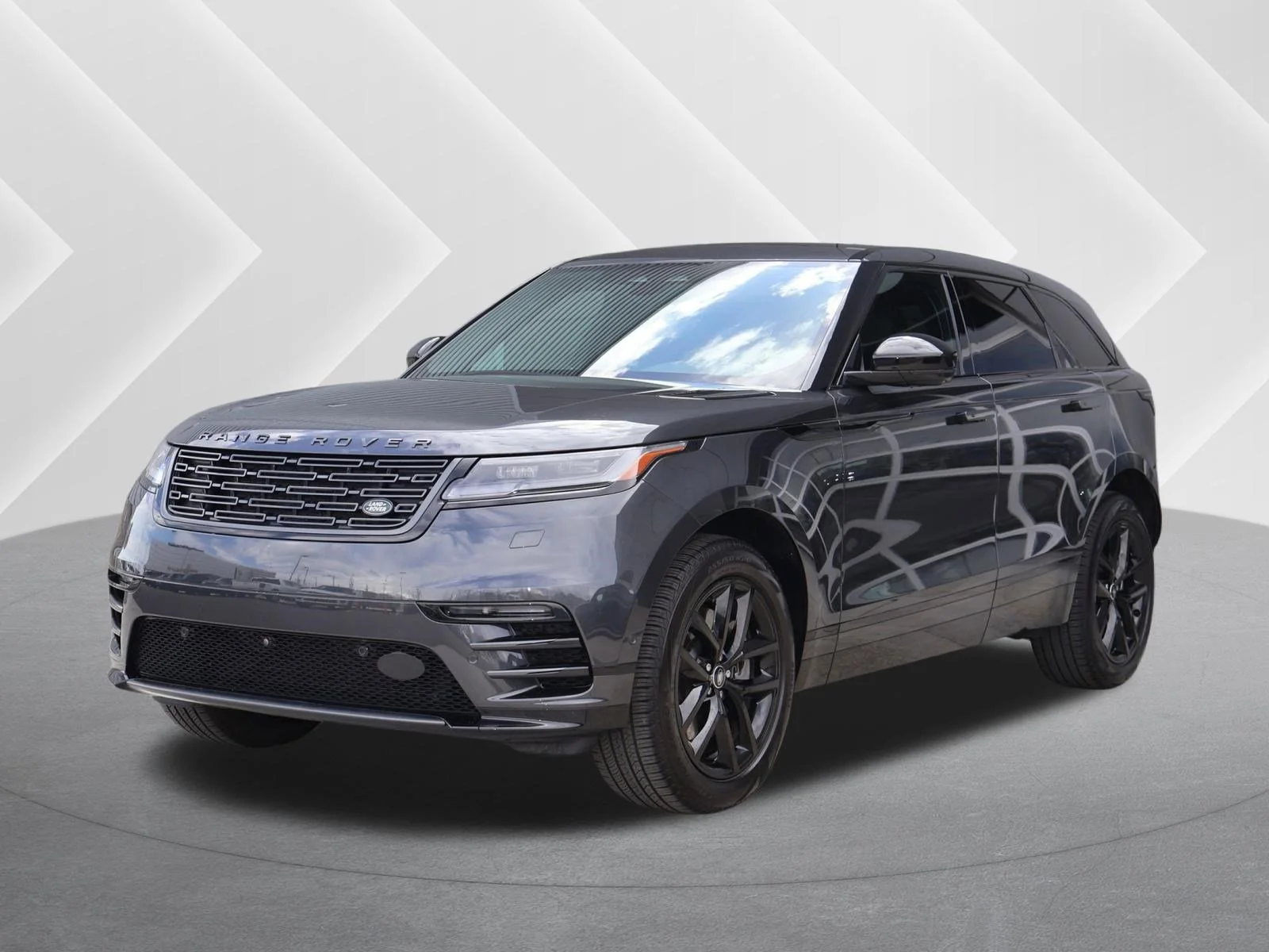 2026 Land Rover Range Rover Velar P250 Dynamic SE's photo