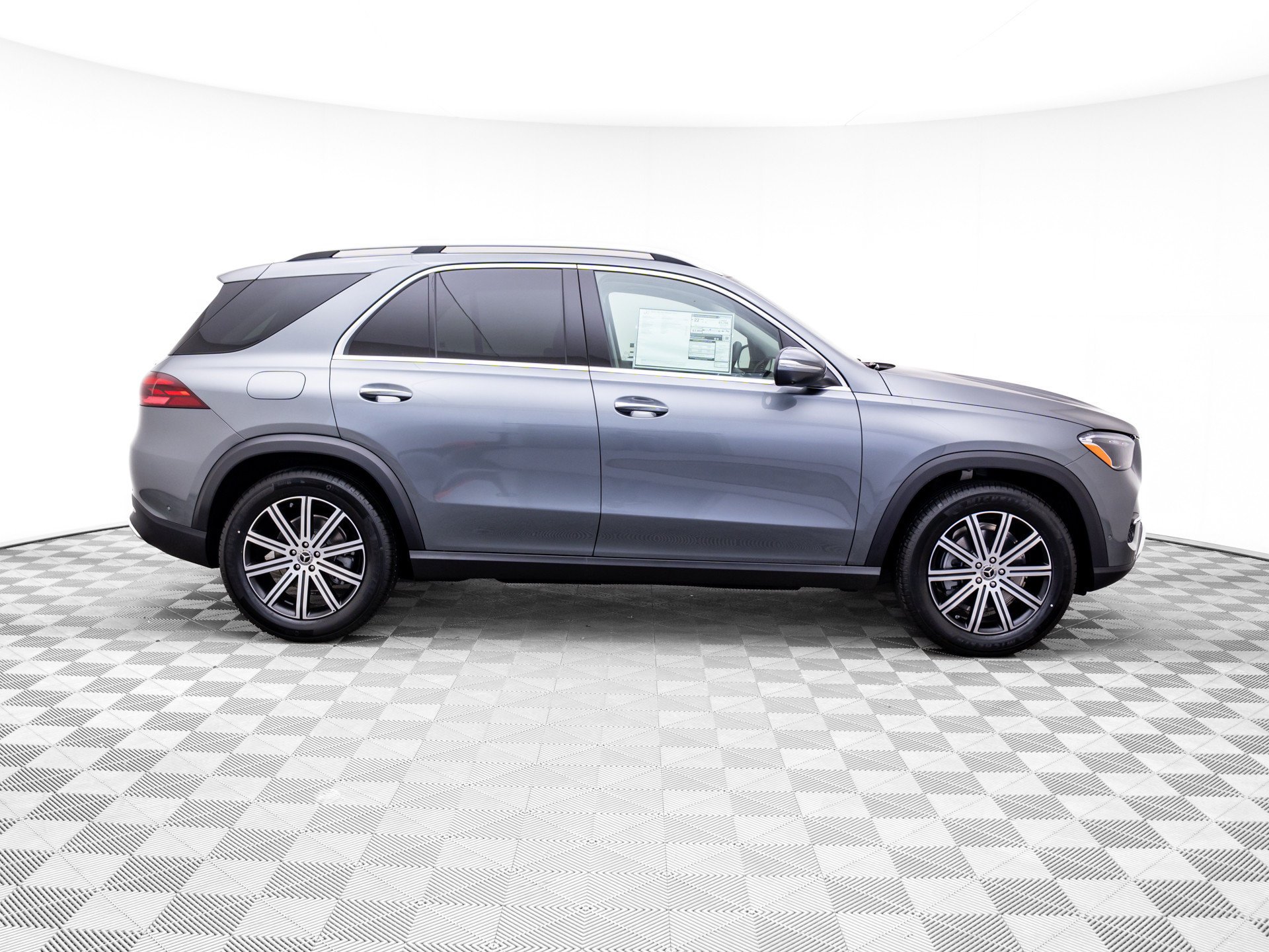 Used 2026 Gray Mercedes-Benz GLE 350 image 6