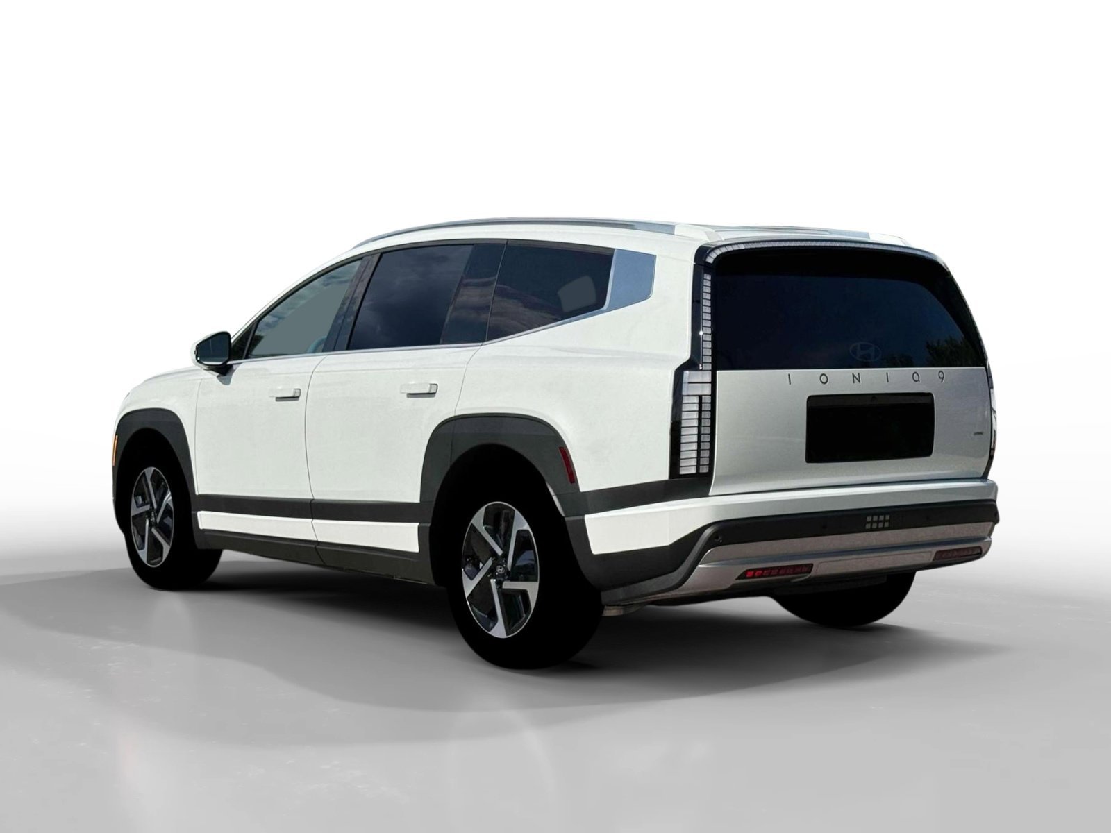2026 Hyundai IONIQ 9 SE - Photo 5