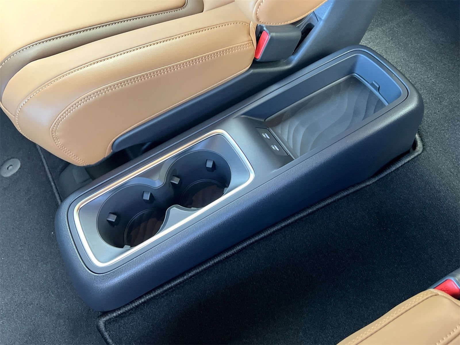 2025 Nissan Armada SL - Photo 24