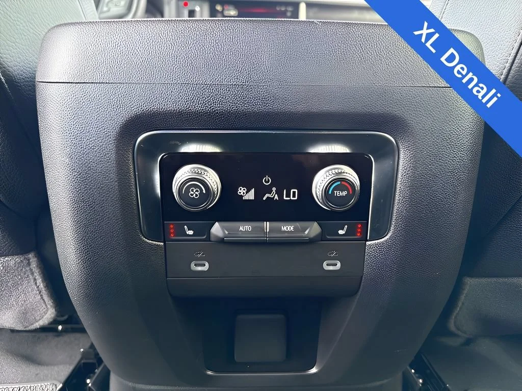 Used 2024 Onyx Black GMC Denali image 13