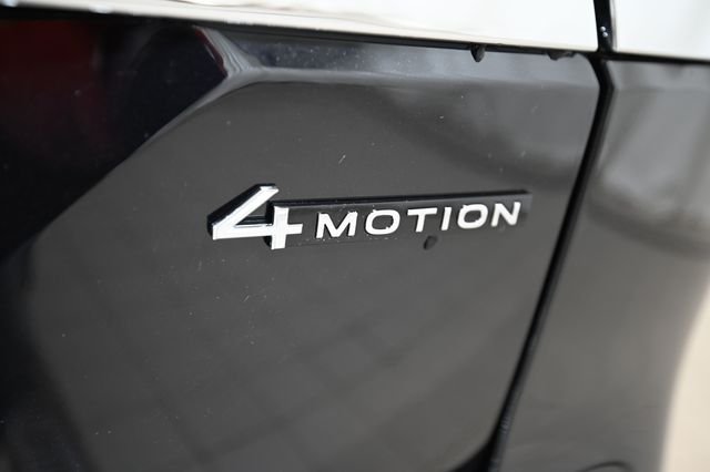 New 2026 Black Volkswagen 2.0T SE image 20