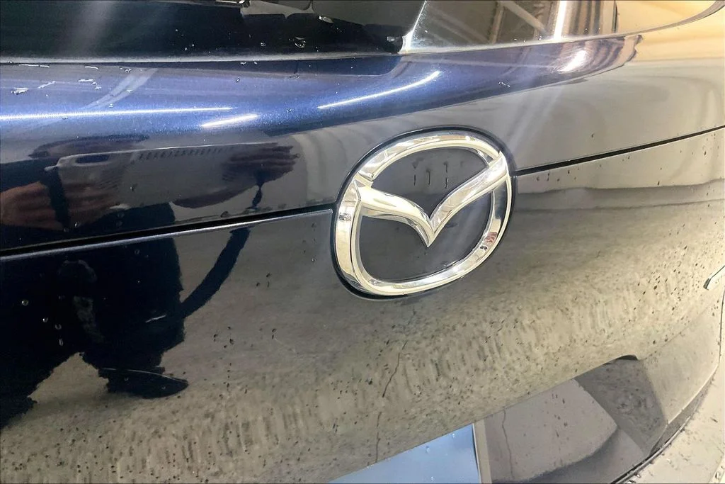 Used 2021 Blue Mazda Select image 32