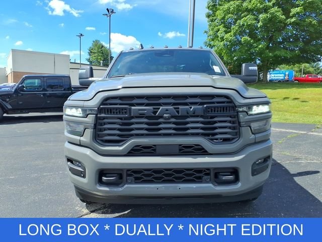 New 2026 Ceramic Gray Clear-Coat Exterior Paint RAM Big Horn image 2