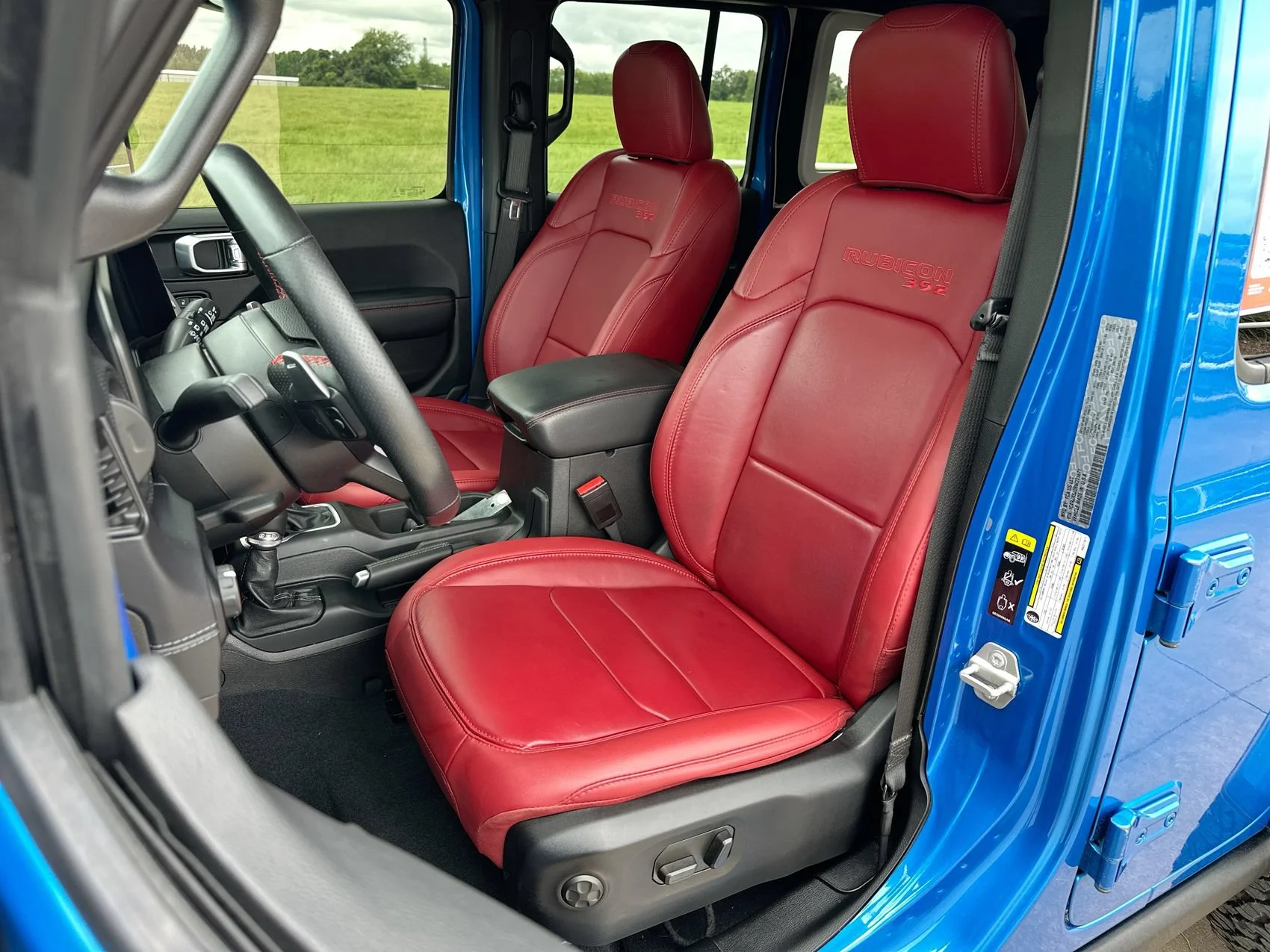 Used 2024 Hydro Blue Pearlcoat Jeep Rubicon 392 image 11