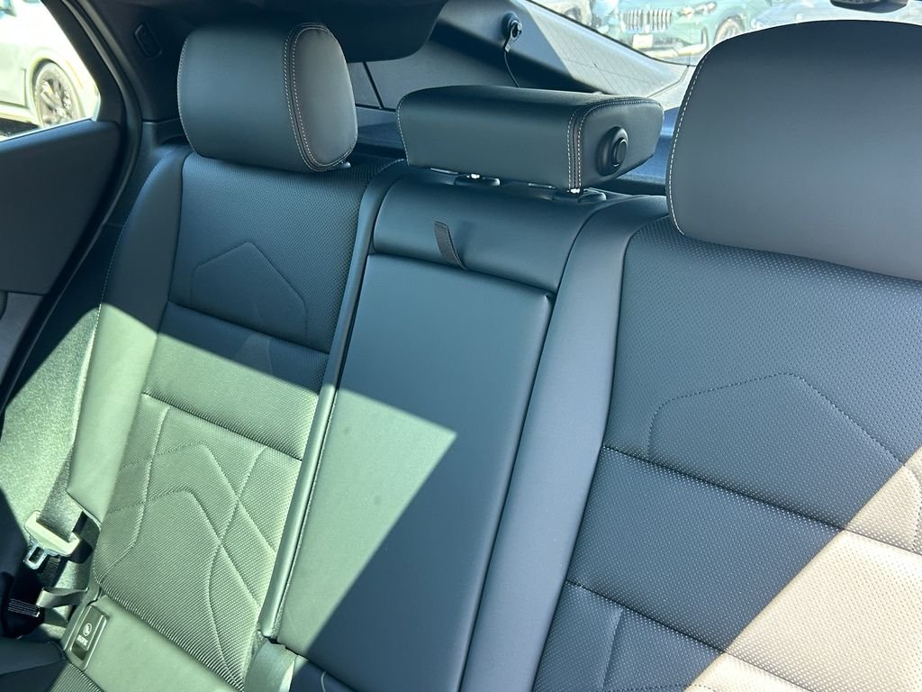 New 2026 Brooklyn Grey Metallic BMW xDrive28i image 32