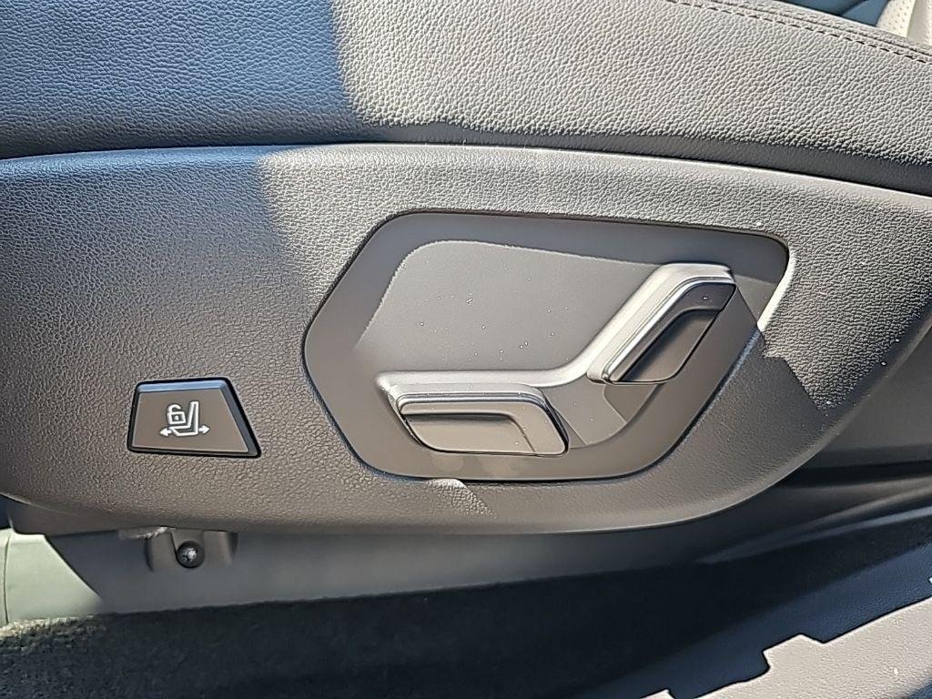 2026 Hyundai Santa Fe Limited - Photo 35