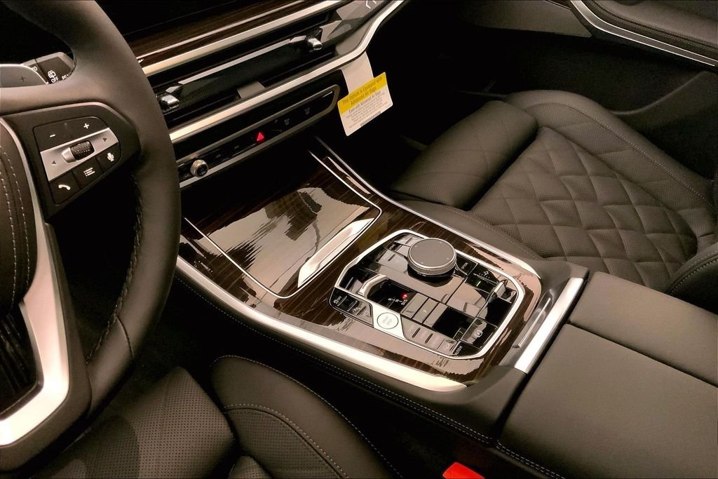 New 2026 Dravit Grey Metallic BMW  image 6