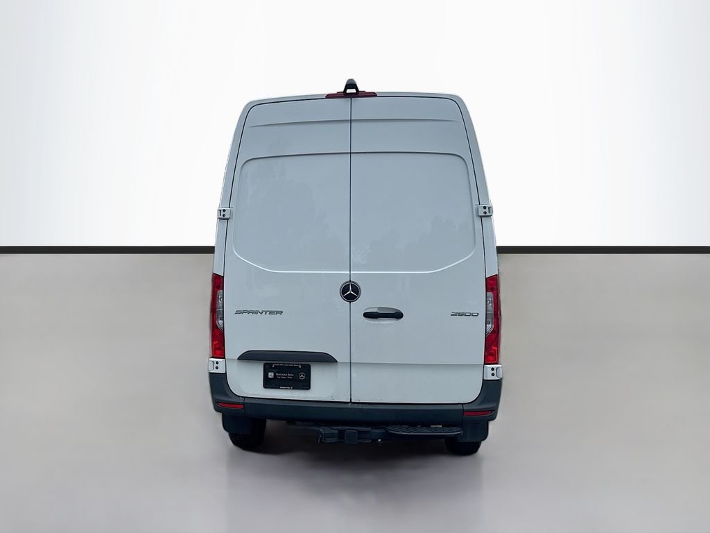 Used 2024 White Mercedes-Benz Cargo 144 WB image 4