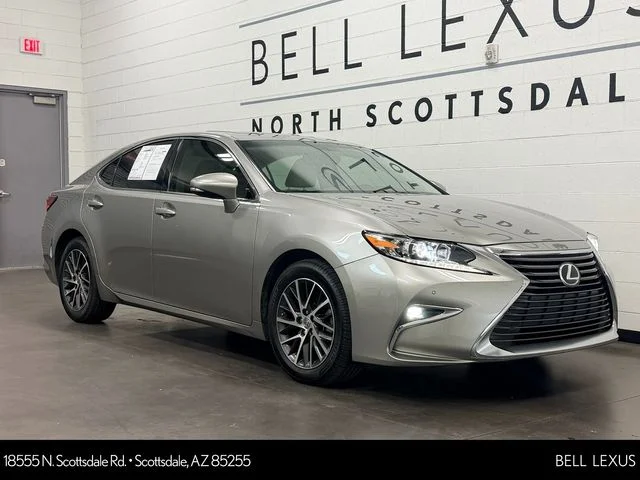 Used 2016 Silver Lexus 350 image 1