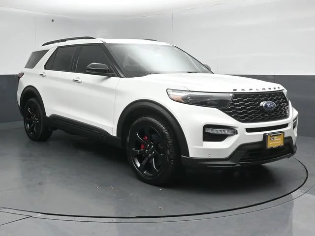 2024 Ford Explorer ST 4WD's photo
