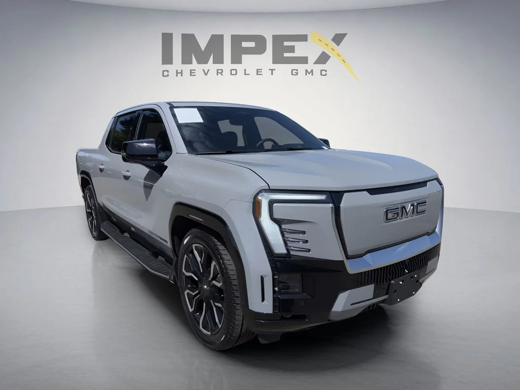 Used 2025 Gray GMC Denali image 7