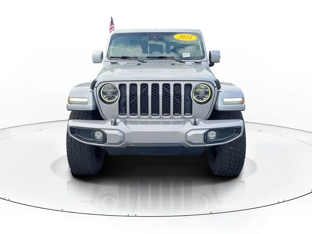 Used 2021 Silver Jeep Overland image 3