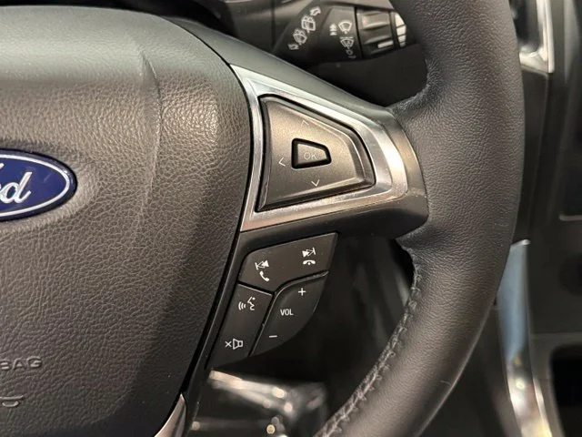 Used 2022 Silver Ford Titanium image 13