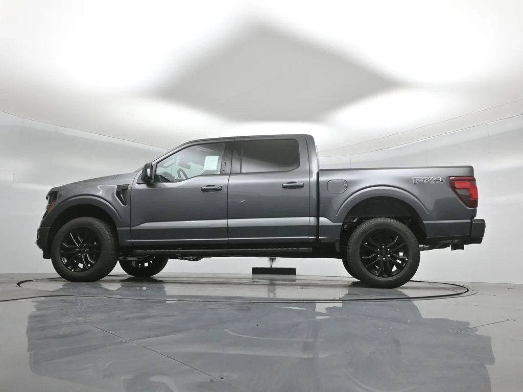 New 2026 Carbonized Gray Metallic Ford XLT image 50