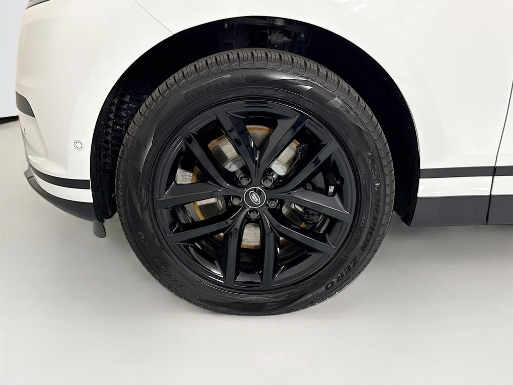 Used 2026 Fuji White Land Rover S image 30