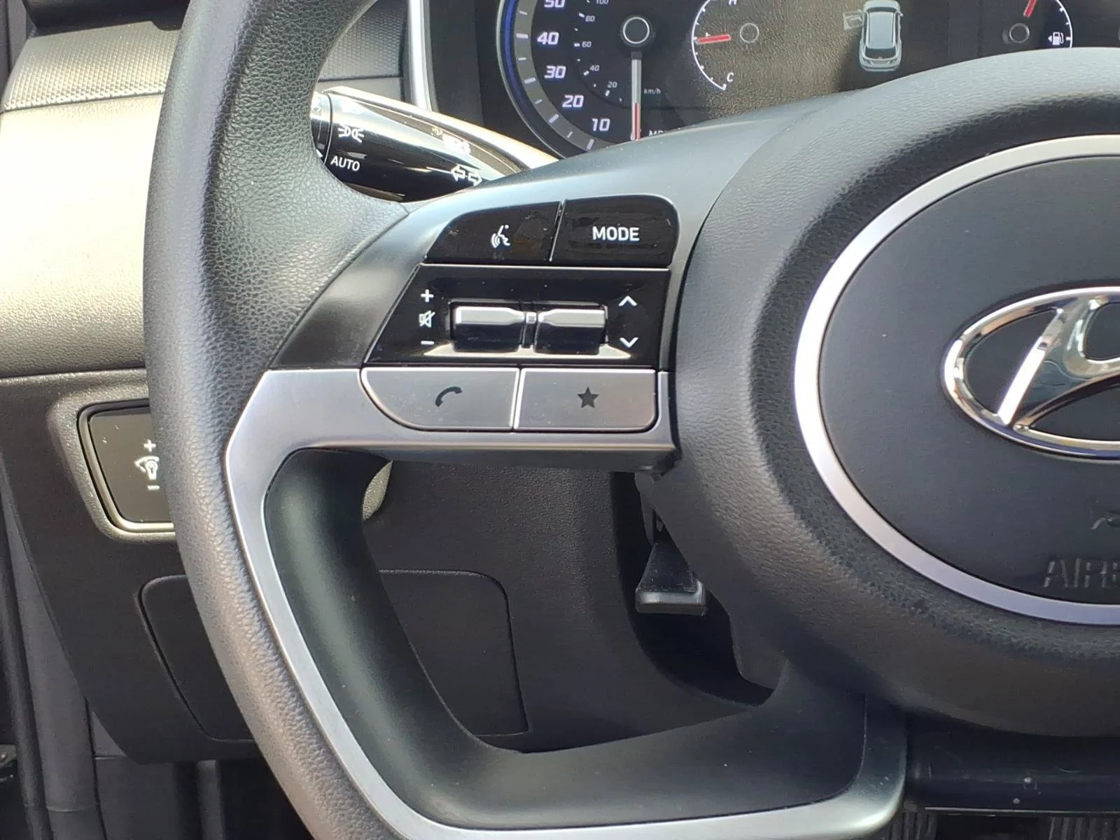 Used 2023 Portofino Gray Hyundai SEL image 19