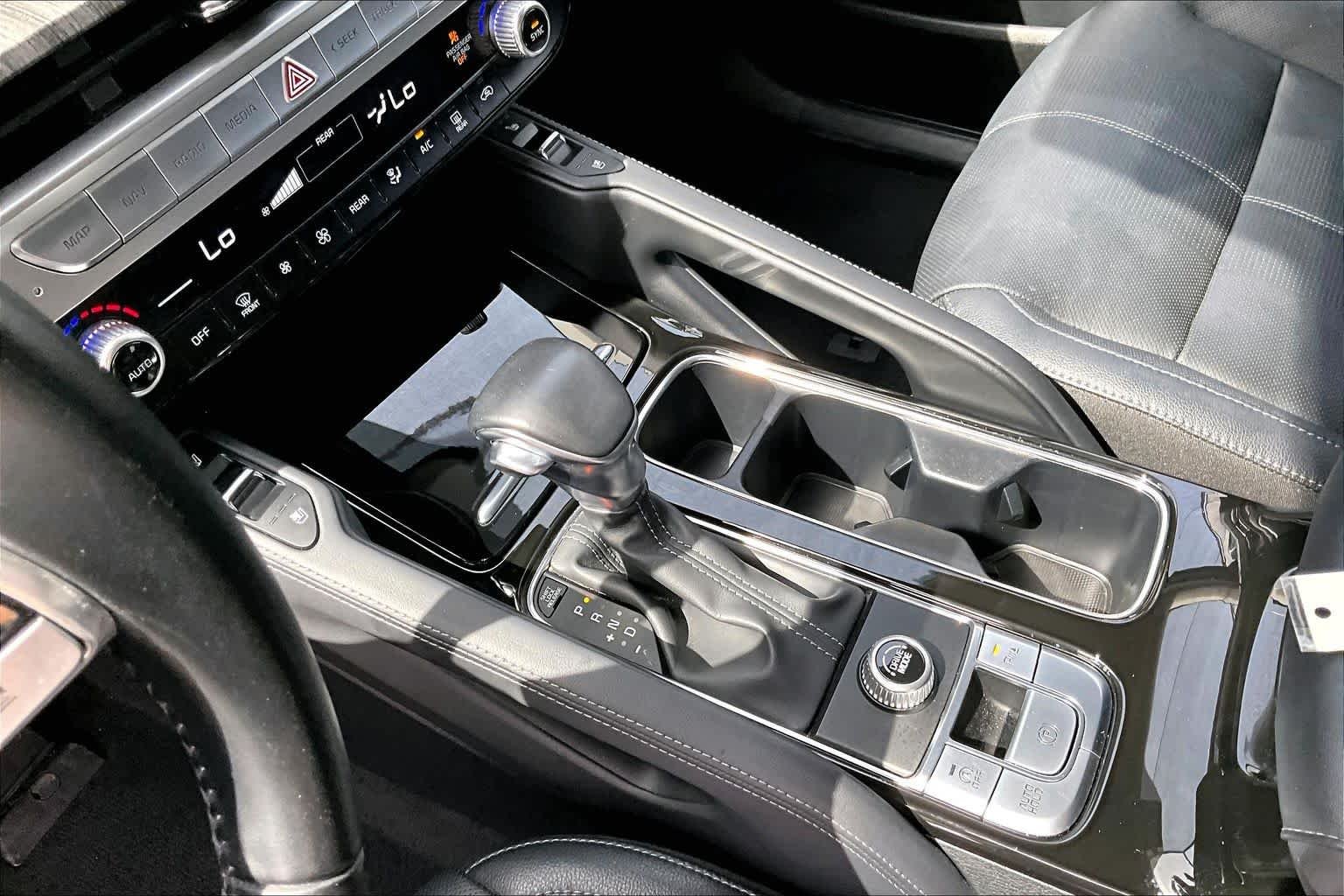 Used 2023 Ebony Black Kia EX image 17