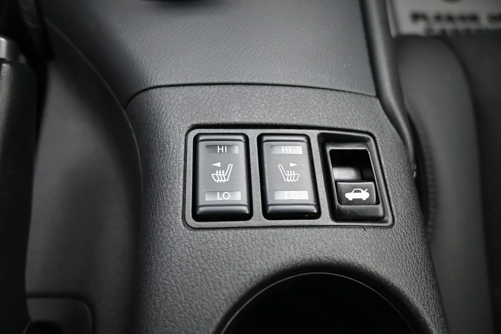 Used 2025 Gray Nissan Performance image 23