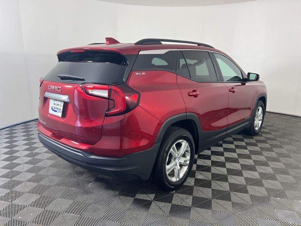 Used 2023 Volcanic Red GMC SLE image 24