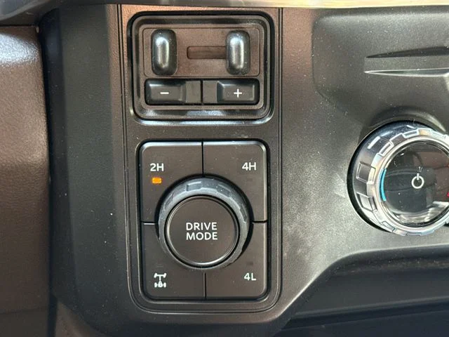New 2026 Agate Black Metallic Ford F-250® King Ranch® image 28