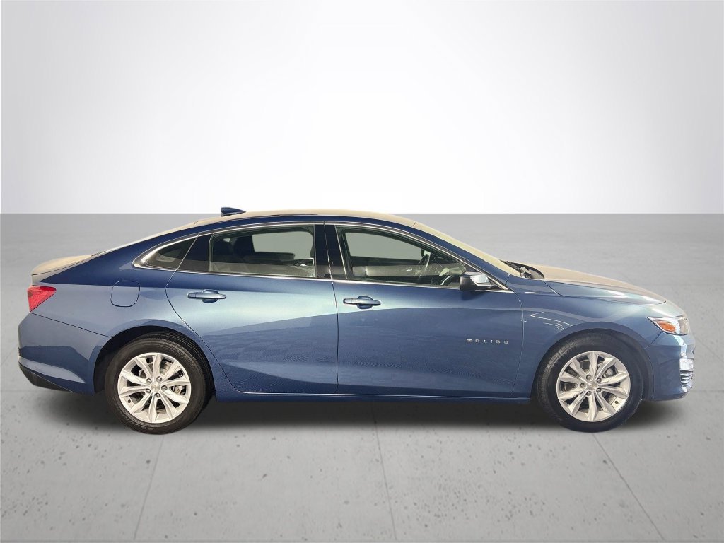 Used 2025 Blue Chevrolet LT image 5