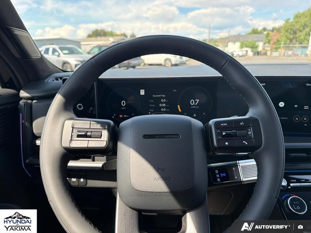New 2026 Phantom Black Hyundai Calligraphy AWD image 14