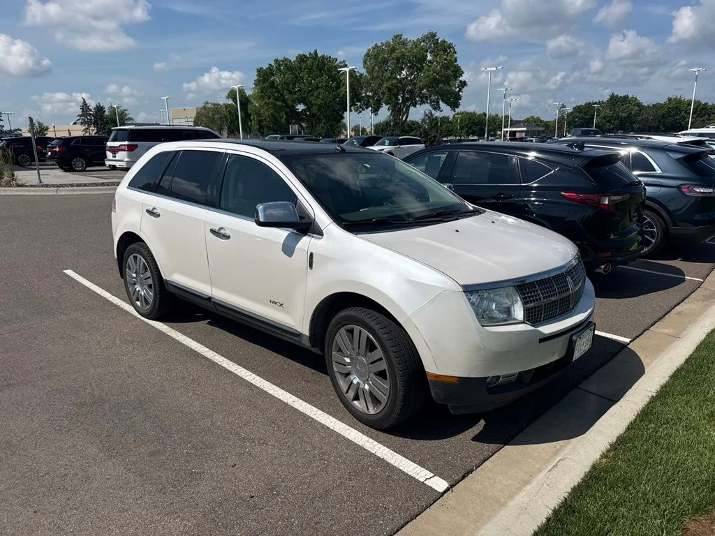 Used 2009  Lincoln Base image 1