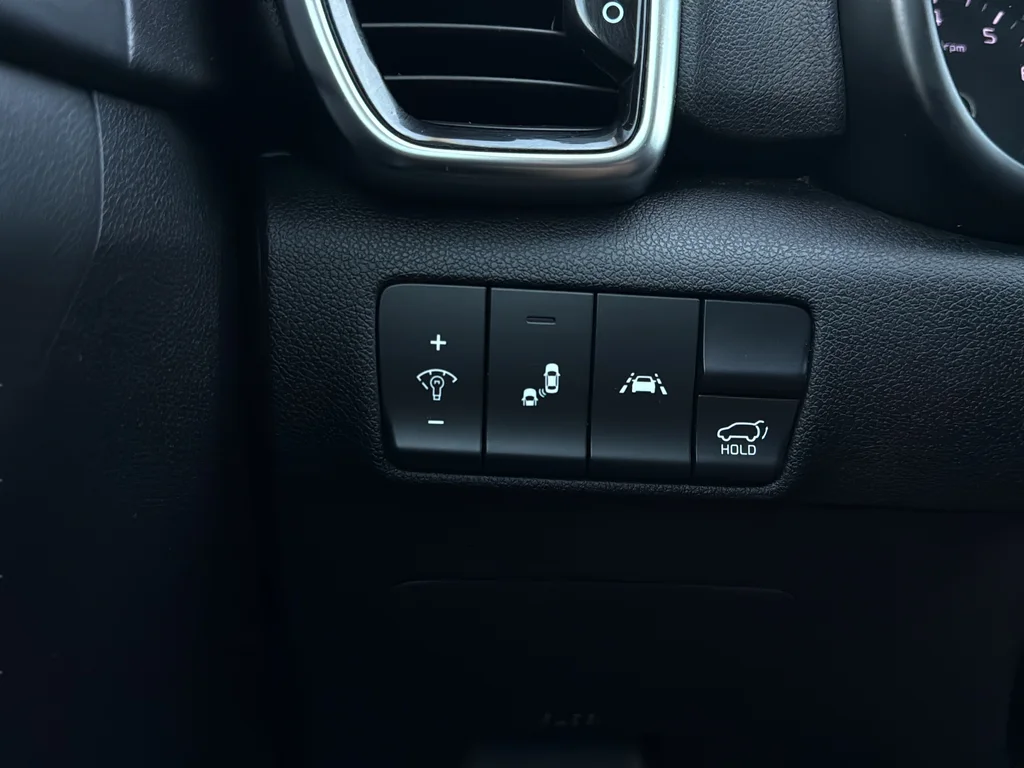Used 2020 Black Cherry Pearl Kia EX image 16