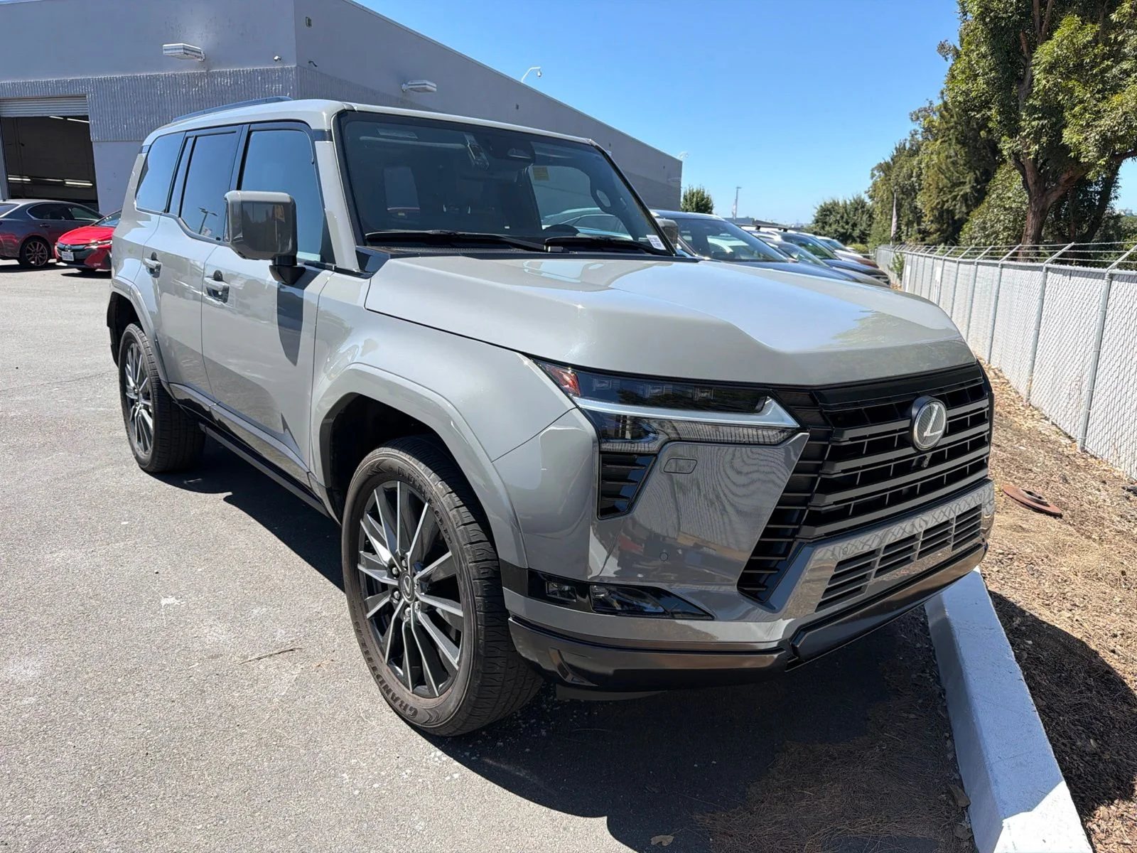 Used 2024 Incognito Lexus 550 Luxury+ image 1