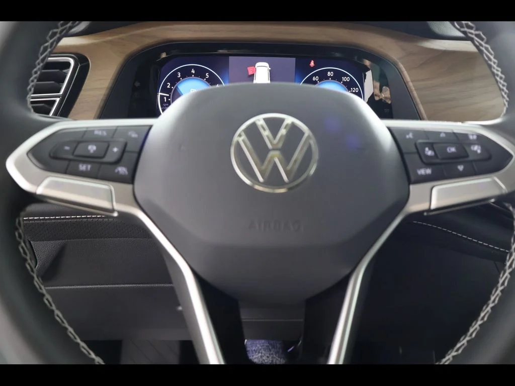 New 2026 Silver Volkswagen SE w/Technology image 19