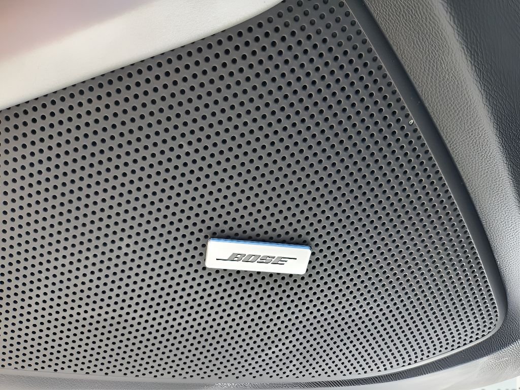 2023 Chevrolet Camaro 2LT - Photo 13