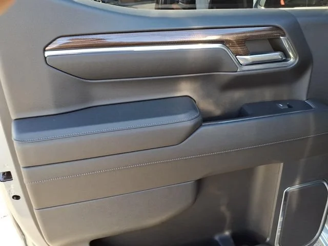 Used 2023 Sterling Gray Metallic Chevrolet LT image 14