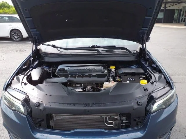 Used 2020 Blue Jeep Latitude image 5