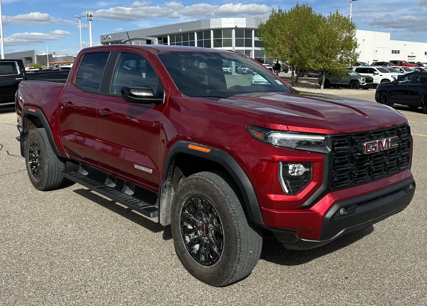 Used 2026 Red GMC Elevation Crew Leather 4x4 image 7